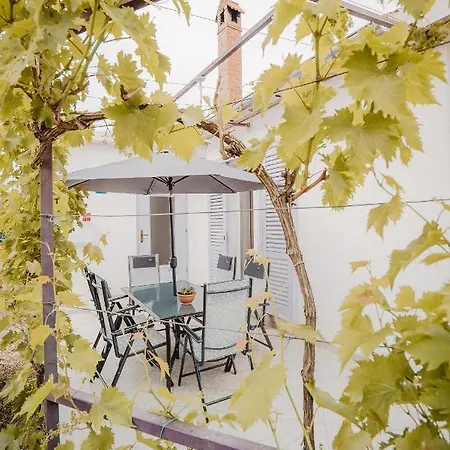Ferienhaus Cosy Family Friendly House Zadar